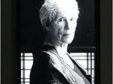 Fiona Tan, Provenance, 2008.  Фиона Тан. Провенанс. 2008, 
6 лсд мониторов, 3’36’’/5’ 10’’, в рамах.