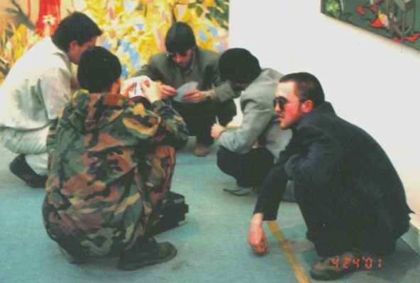 Чеченцы на «Арт Москве». 2001. Алексей Каллима 